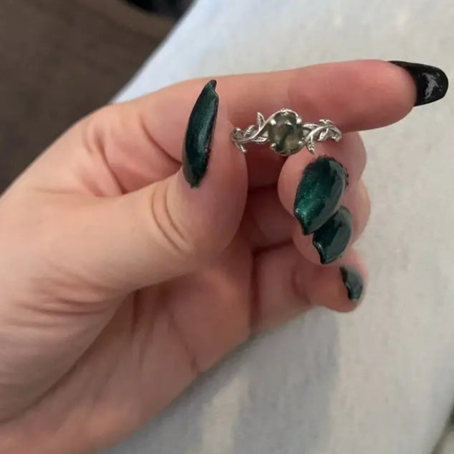 Sterling Silver Agate Leaf Ring – Unique Retro Design for Women