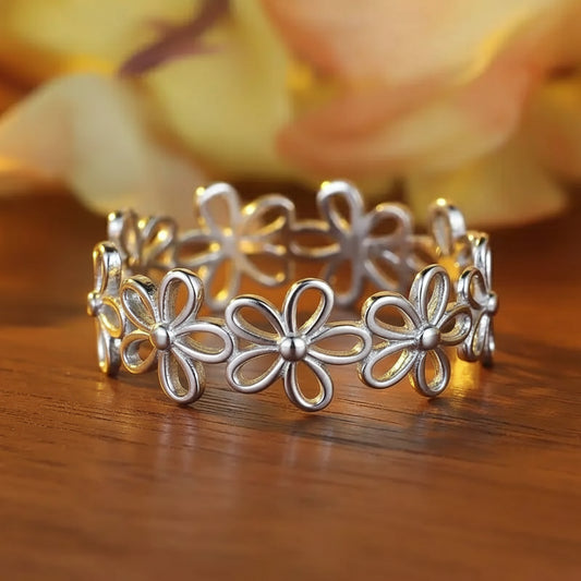 Elegant Sterling Silver Floral Ring