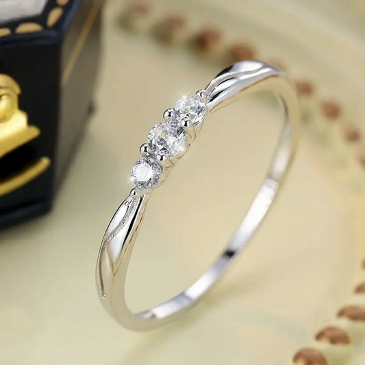 Minimalist Silver Ring with Three Zircons – Wedding & Gift Jewellery
