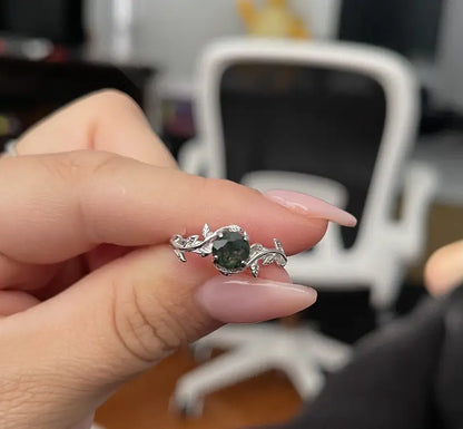 Sterling Silver Agate Leaf Ring – Unique Retro Design for Women