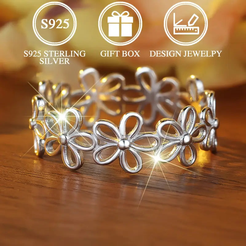 Elegant Sterling Silver Floral Ring
