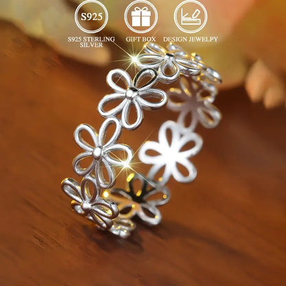 Elegant Sterling Silver Floral Ring