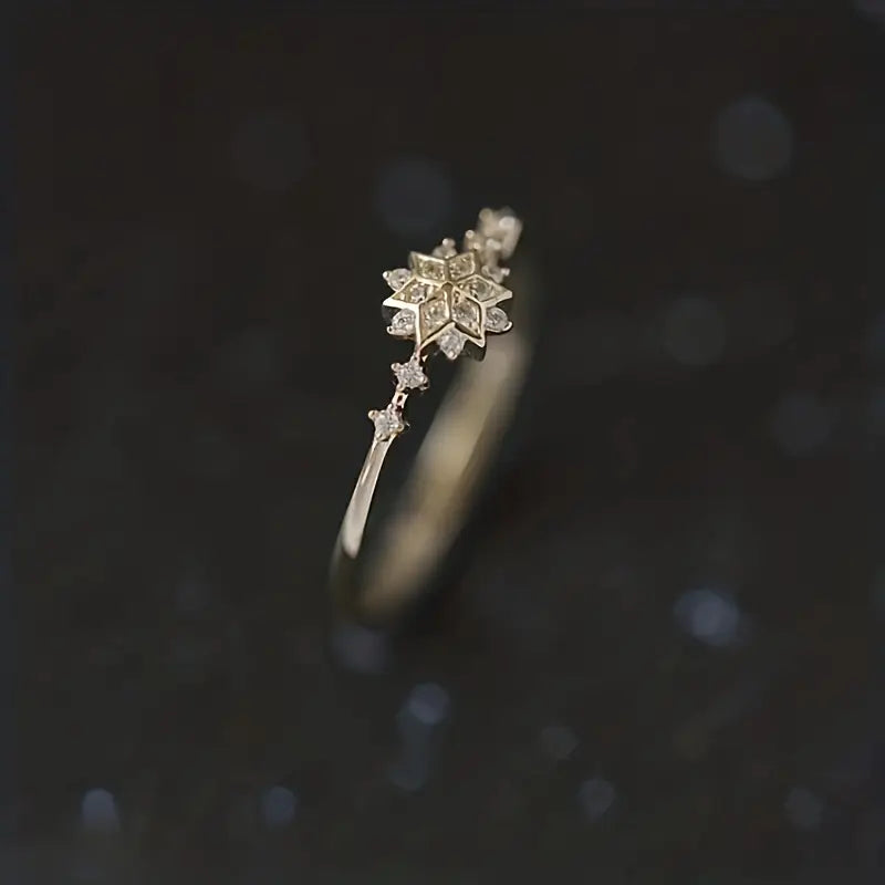 Elegant Celestial Snowflake Ring – Silver Plated