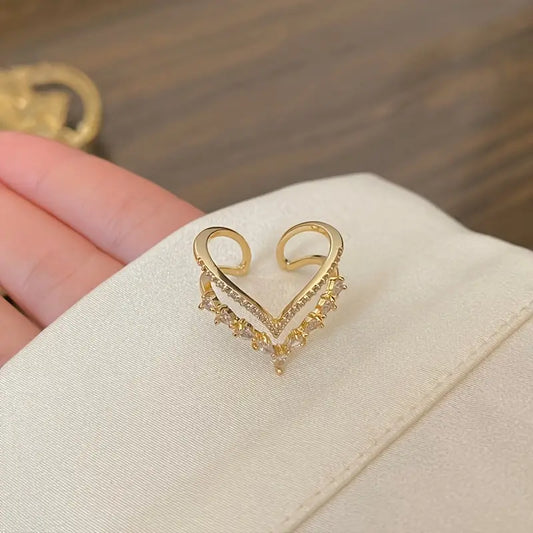 Adjustable Double V Ring – Elegant Copper & Zirconia Jewellery