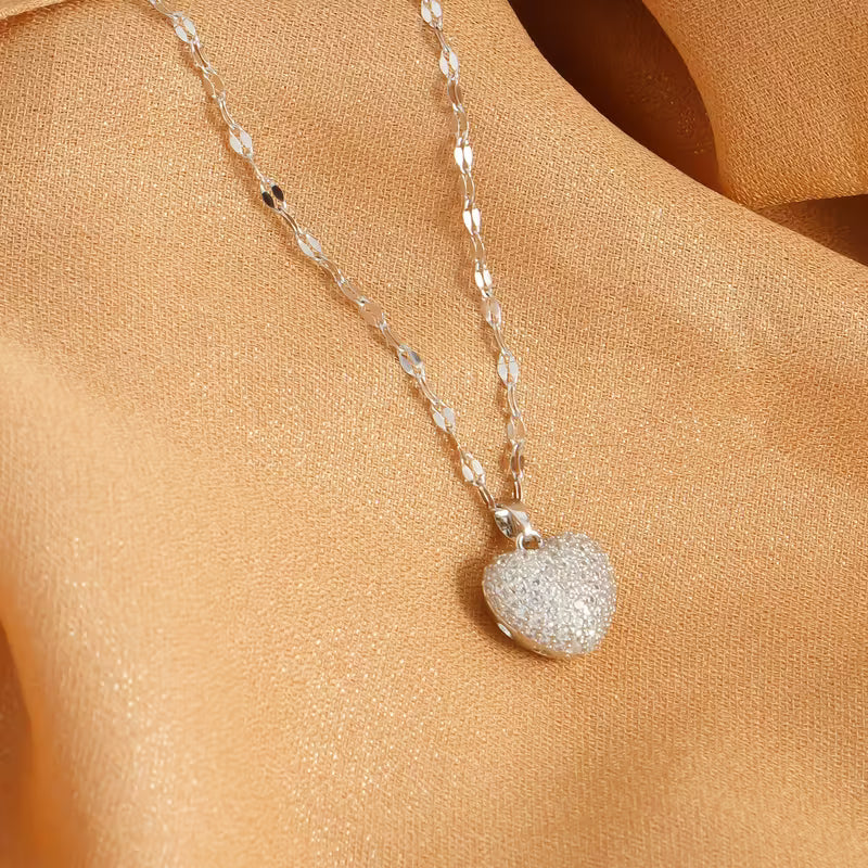 Zircon Heart Pendant – Fashion Necklace for Women