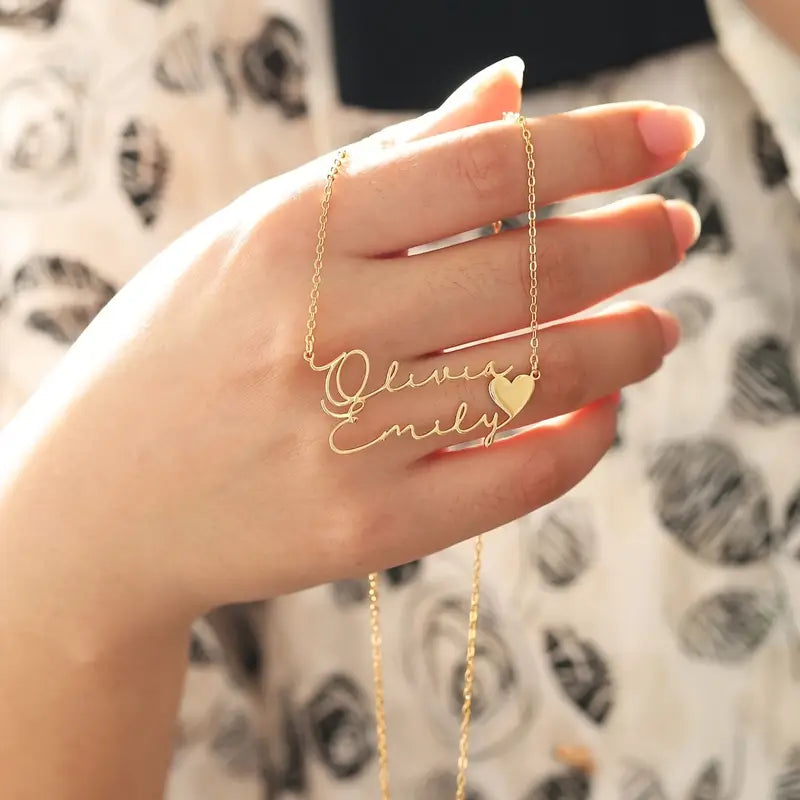 Golden Name Pendant Necklace with Heart – Personalized Valentine’s Day Gift for Women