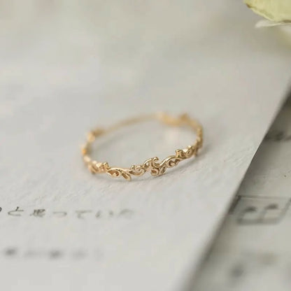 Vintage Silver Ring – Elegant Retro Asymmetric Design for Women